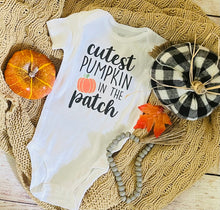 Load image into Gallery viewer, pumpkin patch onesie