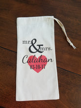 Load image into Gallery viewer, wedding wine tote personalized