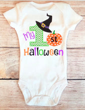 Load image into Gallery viewer, Baby girl first Halloween